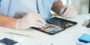 Мастер по ремонту мобильных телефонов и планшетов